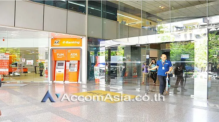 unit Office space For Rent in Silom, Bangkok  near BTS Surasak (AA12861)